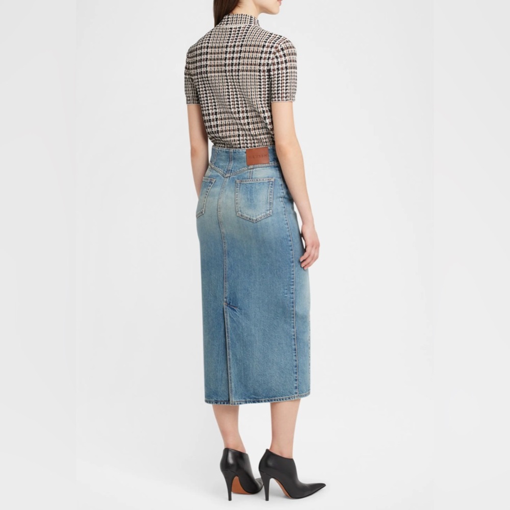 Alexander McQueen
Foldover-Waist Midi Denim Skirt - Picture 5 of 13